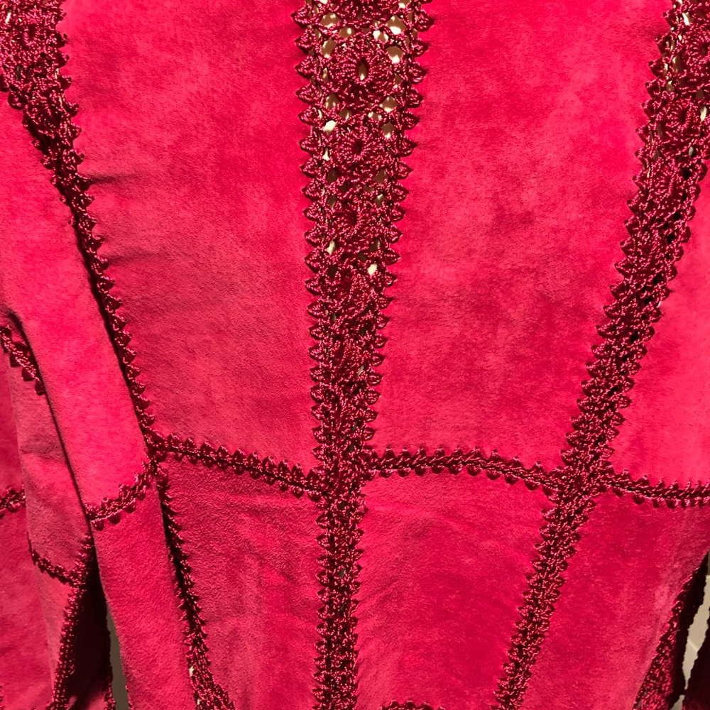 Beautiful Red Suede Patchwork Crocheted Jacket - image 5